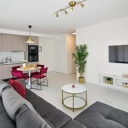 Apartment Luxury La Perla *