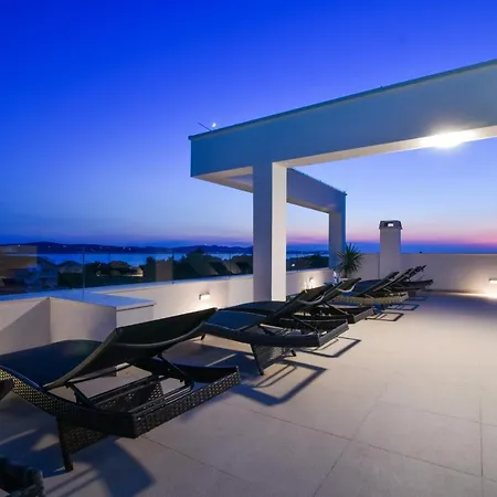 Luxury La Perla Bibinje